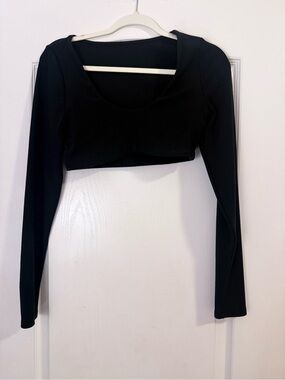 ALO Yoga Black Ribbed Long-Sleeve Cropped Scoop Top
